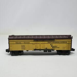 LIONEL 2012 FRUIT GROWERS EXPRESS REEFER BOXCAR 92215 6-15888 IN BOX